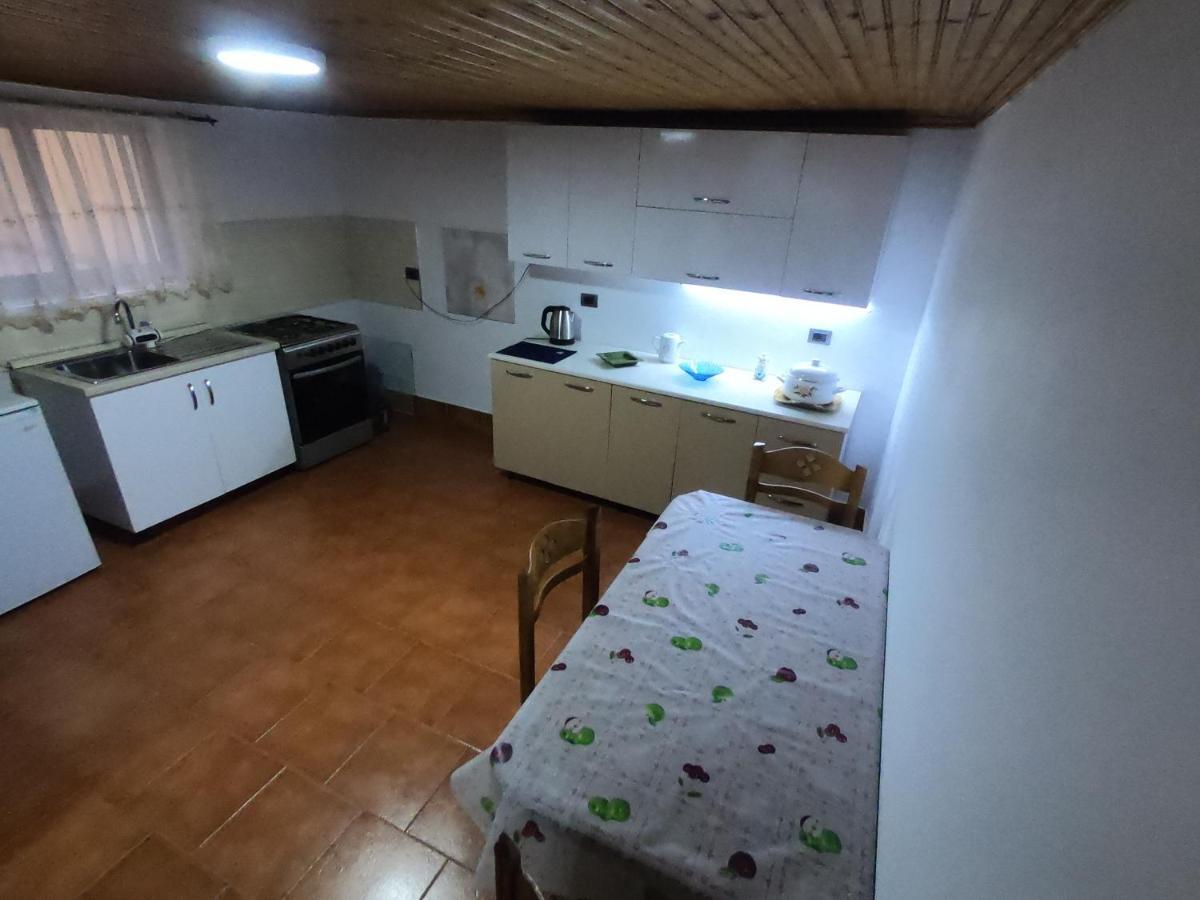 Tirana Traditional Home Bagian luar foto